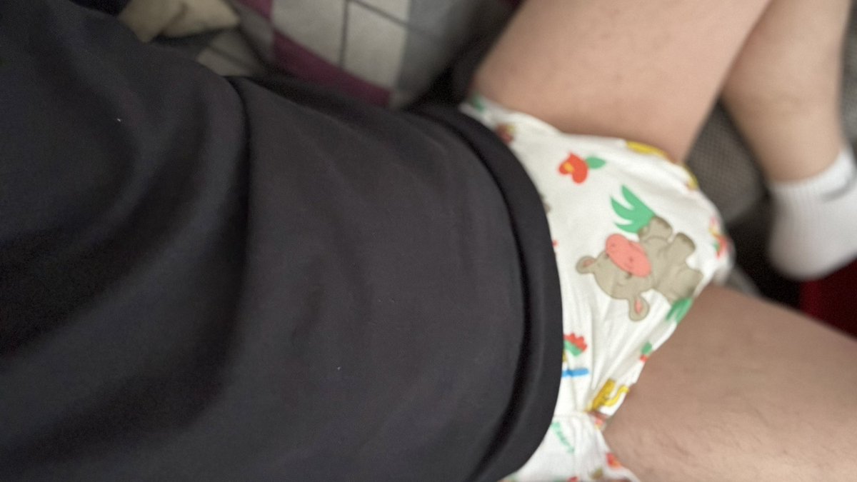 Padded vlog // more often padded tweet media