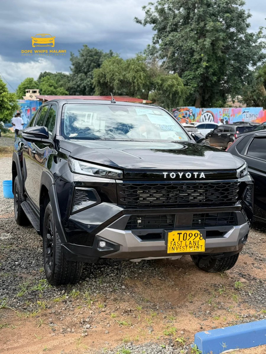 JasonMauwa's tweet photo. 2026 Toyota Hilux Travo Overland 
2.8l
1700kms
310Million(negotiable)
Lilongwe
0880393410/0997354880

Please RT https://t.co/BZauq428iX