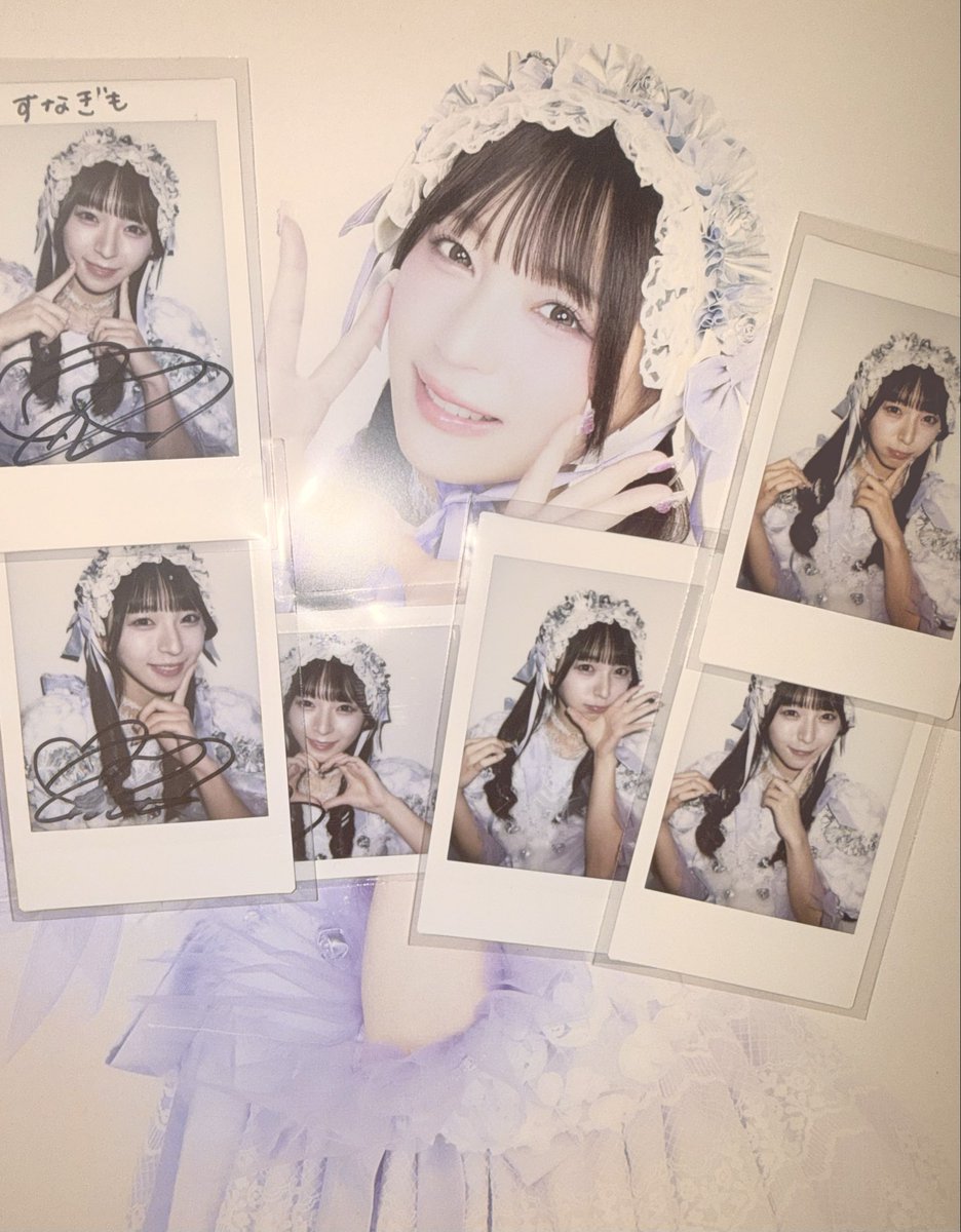 クリスマスオン特のチェキとポスター届いた！宝物が増えた🎁 莉世