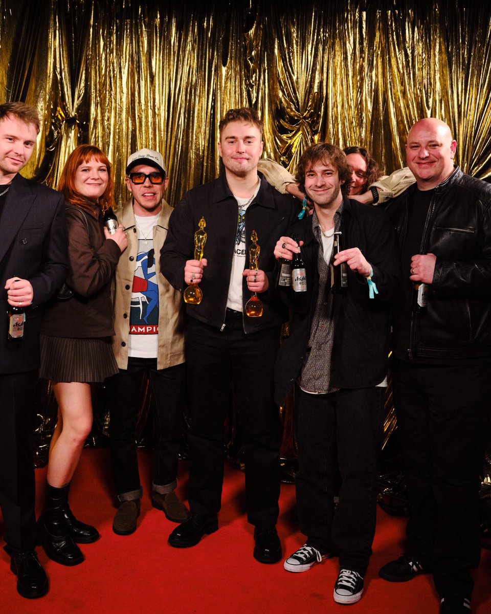 What a lush night. If there was an award for best fans you’d win!
Big love to Olivia Dean