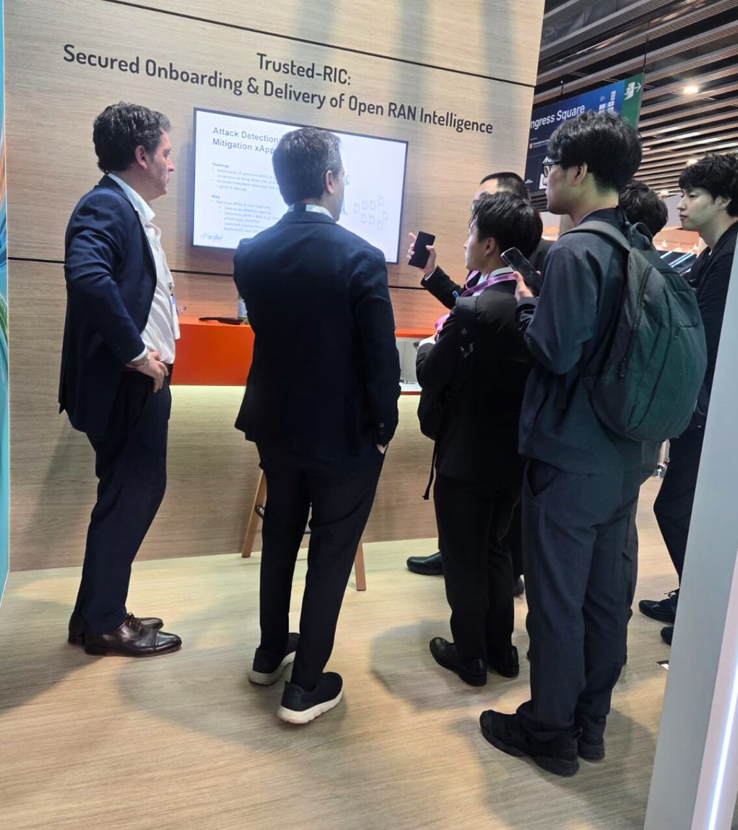 Parallel Wireless tweet media