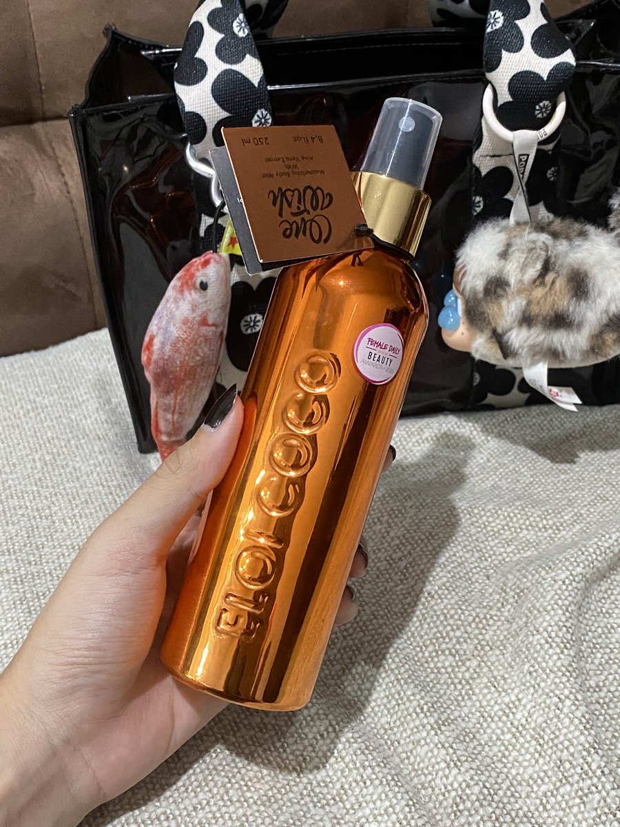 freakihooman's tweet image. me n my body mist against the world