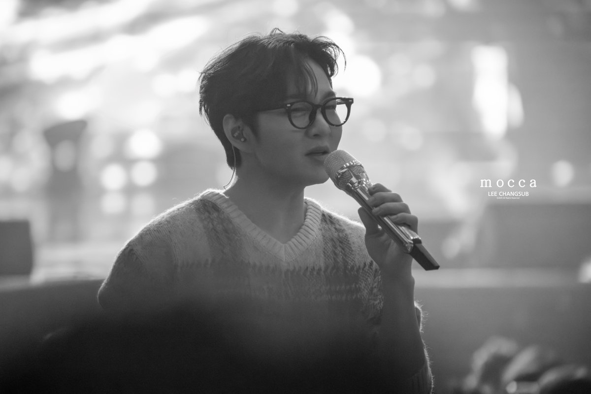 ᴍᴏᴄᴄᴀ☕️ tweet media