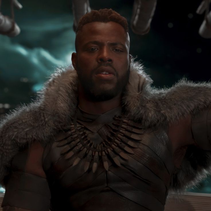 // Antojo de tener un fc humano. Pero sería él