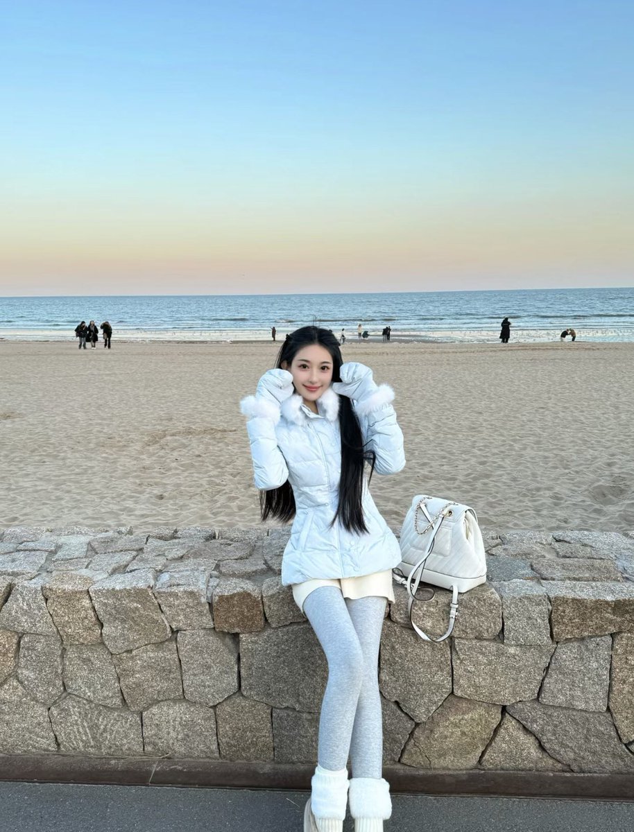 空姐&柳柳 tweet media