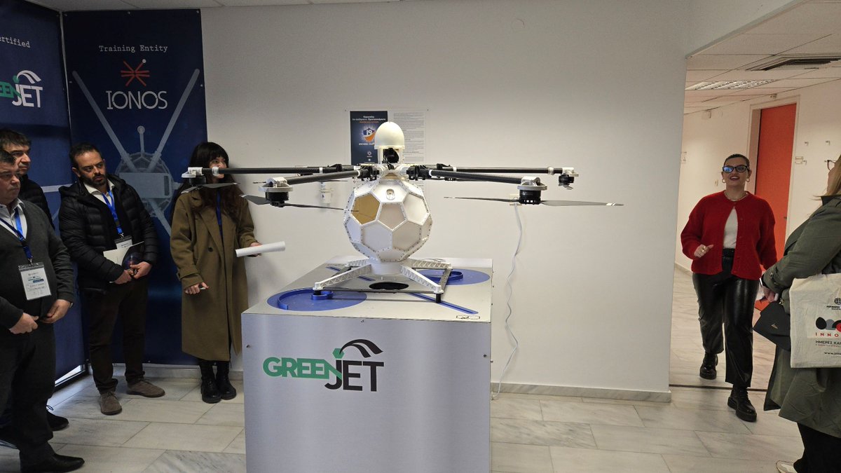 PSRRMSLS's tweet photo. Транснационални састанак у оквиру пројекта LEAD EXPORT
Представници Секретаријата учествовали су у програму који је обухватио размену искустава међу партнерима о инструментима финансијске подршке извозу, као и састанак Управљачког комитета посвећен закључцима и наредним корацима https://t.co/gobiLXEG4Q