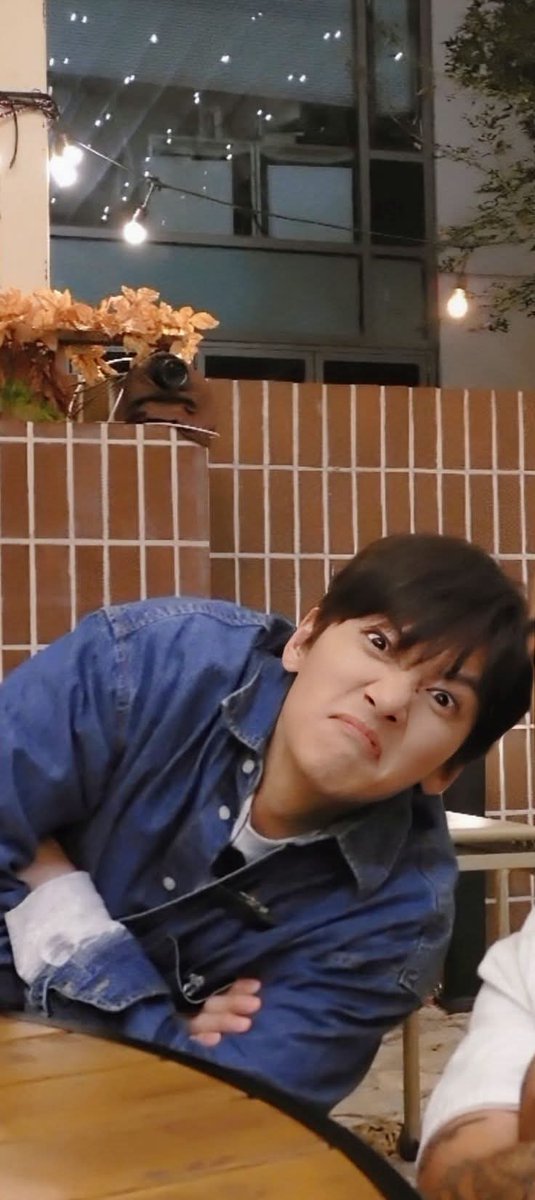 🧹남쪽착한마녀🐈💫 tweet media