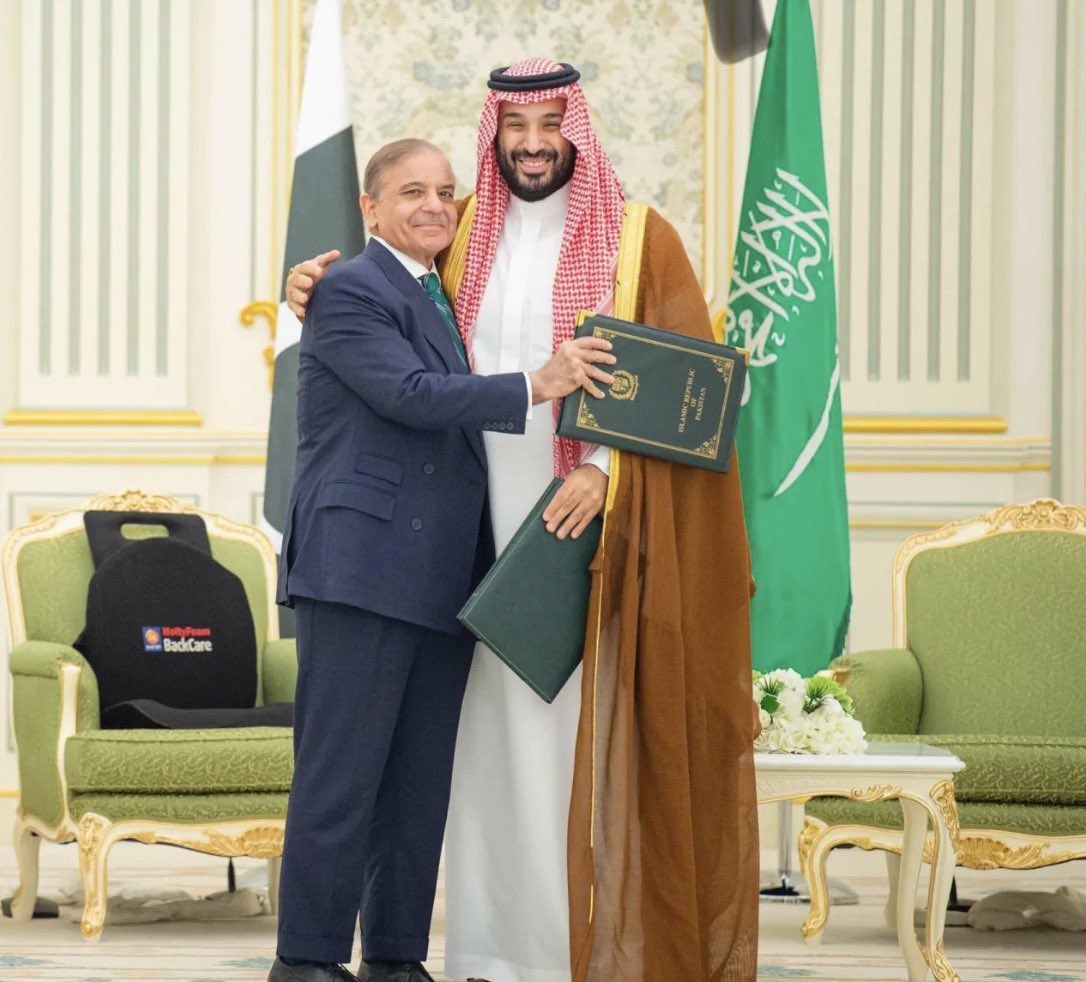 🗽 غسان 🇵🇰 tweet media