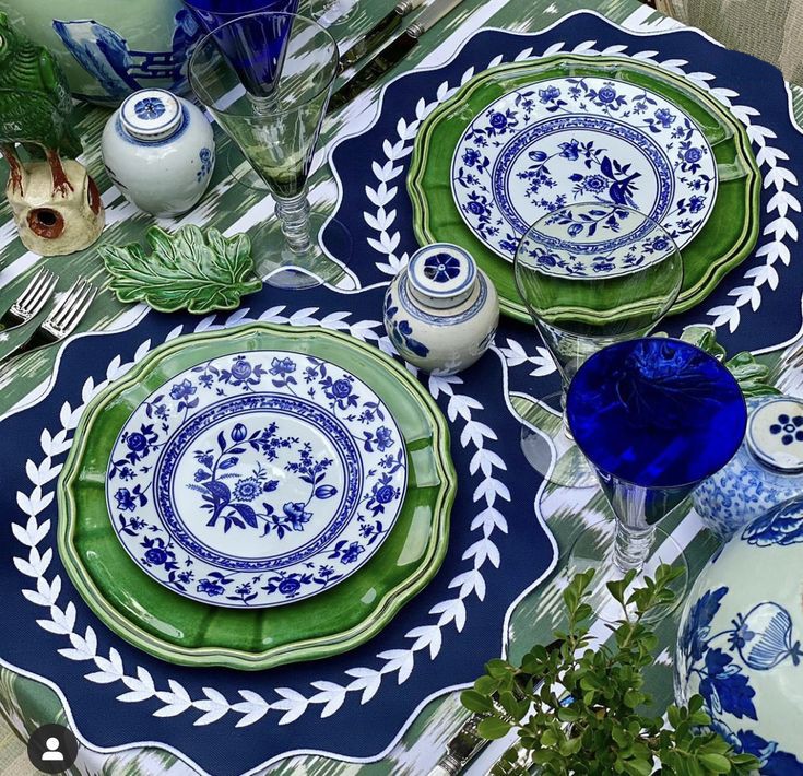 Letta_vi64's tweet image. cheerful 💙🤍💚 #Spring #blueMonday  💙💚🤍🌿
