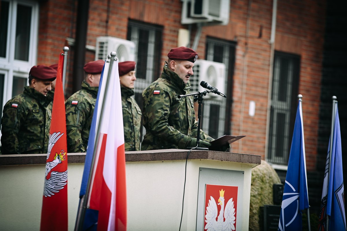 25 BKPow. tweet media