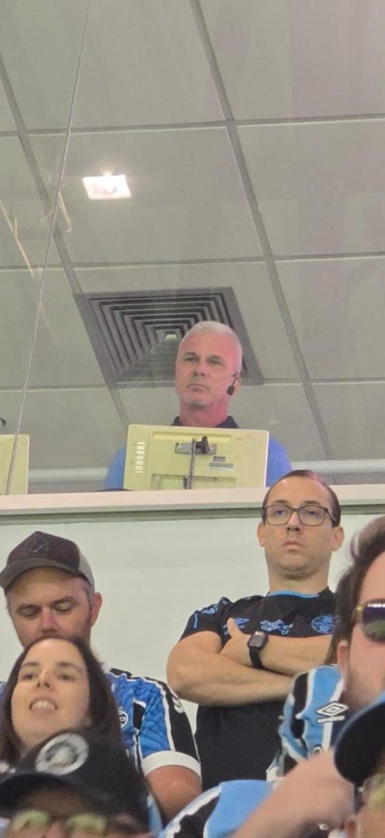 Lenio Jus Azul tweet media