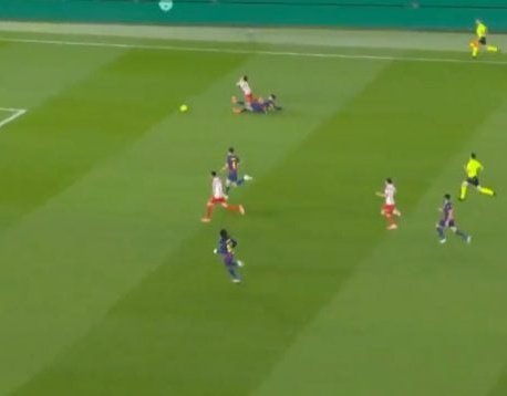 Objetivoatleti's tweet photo. 🚨💣 Ricardo de Burgos Bengoetxea acaba de ser oficialmente designado para el partido de mañana de la vuelta de las semifinales de la Copa del Rey ante el FC Barcelona. 

Recordemos que fue el mismo en Liga precisamente en el mismo estadio el que no expulsó a Gerard Martín siendo último jugador y enfilando Giuliano Simeone rumbo a portería.

Lo están preparando todo. Máxima difusión.