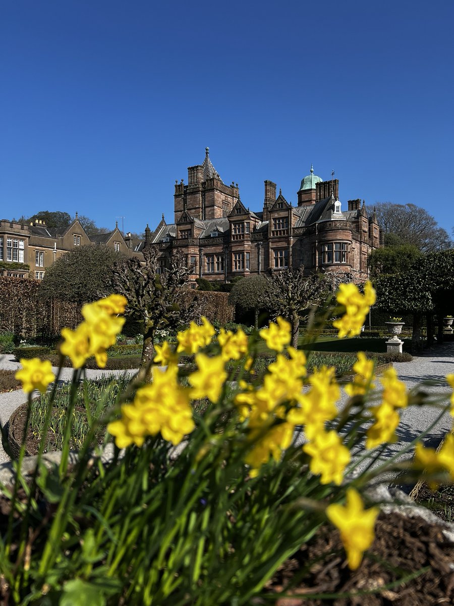 Holker Hall tweet media