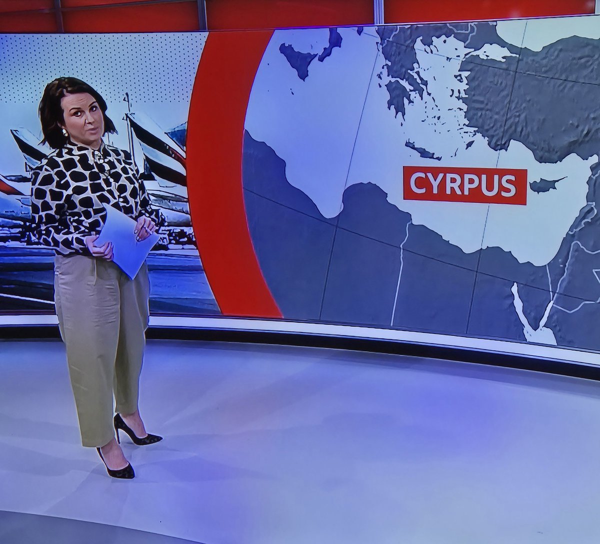 Füzžy📺Böx™ tweet media