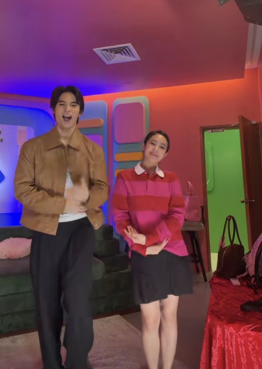 yellowhush_'s tweet photo. omgggg ang cute cute ng capquin ko!! unang tiktok ni cap with a hm!!!

#CapriceCayetano https://t.co/ln5cxzaNMT