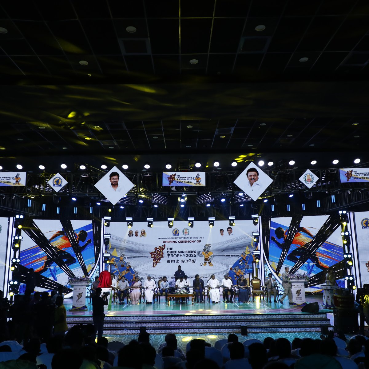 Renaissance Events & Experiences tweet media