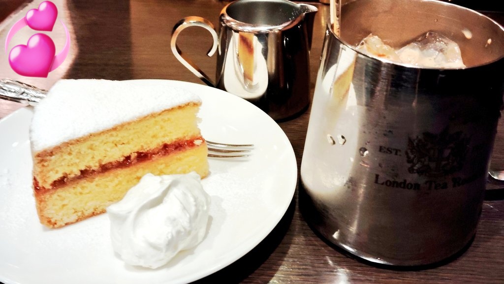 少し前に #ヴィクトリアケーキ というものを知り絶対好きなやつだと
