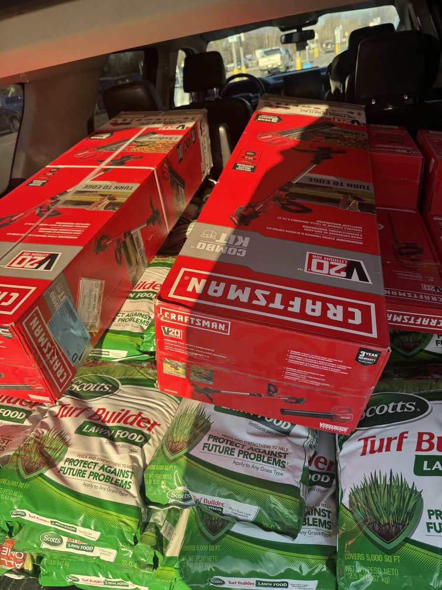 Profit Lounge tweet media