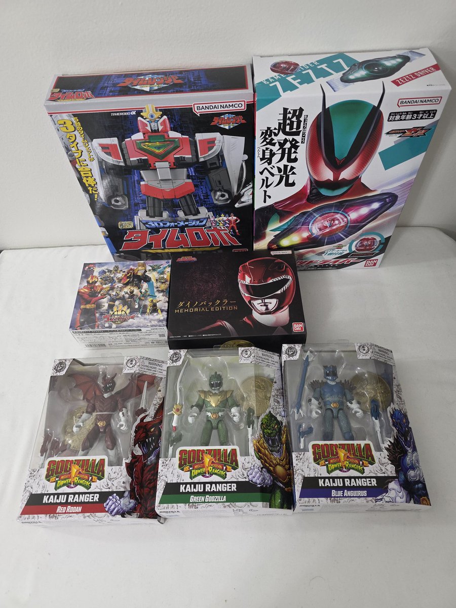 razzle1337's tweet photo. So I need to run these giveaways and have them shipped out by the 26th for vacation

We can do this https://t.co/3QfkHp6BcE
