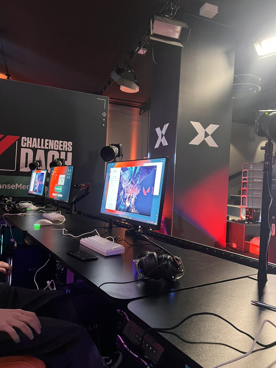 Max Gundlach tweet media