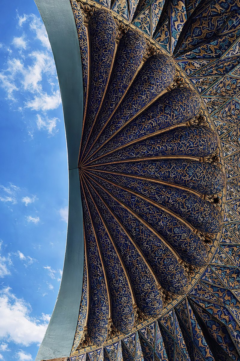 İslam sanatı ve Türk mavisi

| Yeşil Türbe, Bursa