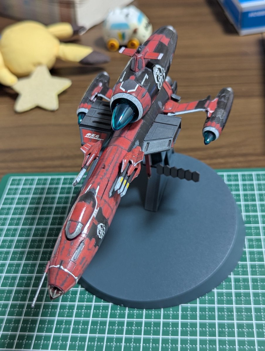 Takuya_chan's tweet photo. モーレツ宇宙海賊より宇宙海賊船弁天丸を作りました！
スナップキットに甘やかされて育ったんで、組み上げるのも苦労しましたが、なんとか形に出来た…
もう放送から十数年経っていますがいつ見ても堪らなくかっこいいですね…
自分が最も好きなアニメ(原作小説も)です。
#プラモデル https://t.co/hLDC5c5EMH