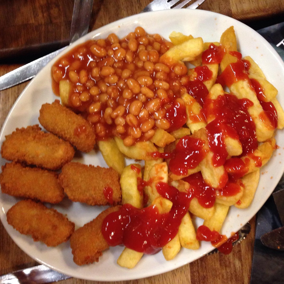 Dinner with Beans 🍽️ tweet media