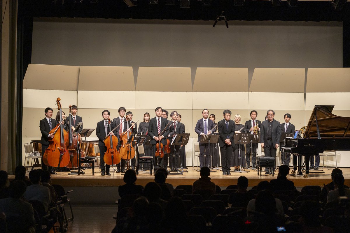 ZurMusik's tweet photo. 【終演御礼】
ZurMusik第2回演奏会、終演いたしました♪
遠路はるばるお越しいただいた皆様、誠に有難うございます
アンケートでもご好評いただき感無量です

本番の大変な緊張感の中、各ソロ、Tutti等素晴らしい瞬間を随所で創り上げた演奏者の皆様始め、関係してくださった全ての方へ心から感謝を https://t.co/3iexAayl1p