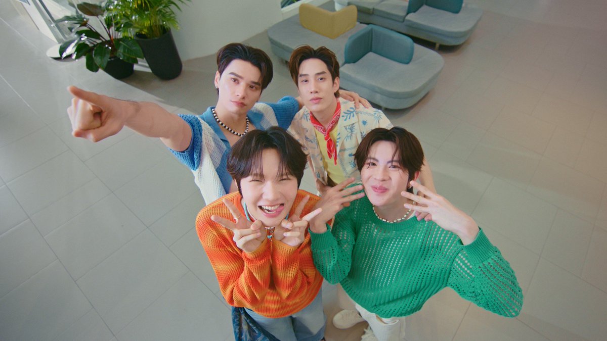 สดใสรับซัมเมอร์ค้าบ 🥰

#CentralPattanaXKengNamping
#CentralPattanaXTleFirstone
#SummerFestAtCentral
#CentralPattana
#KengNamping
#TleFirstone