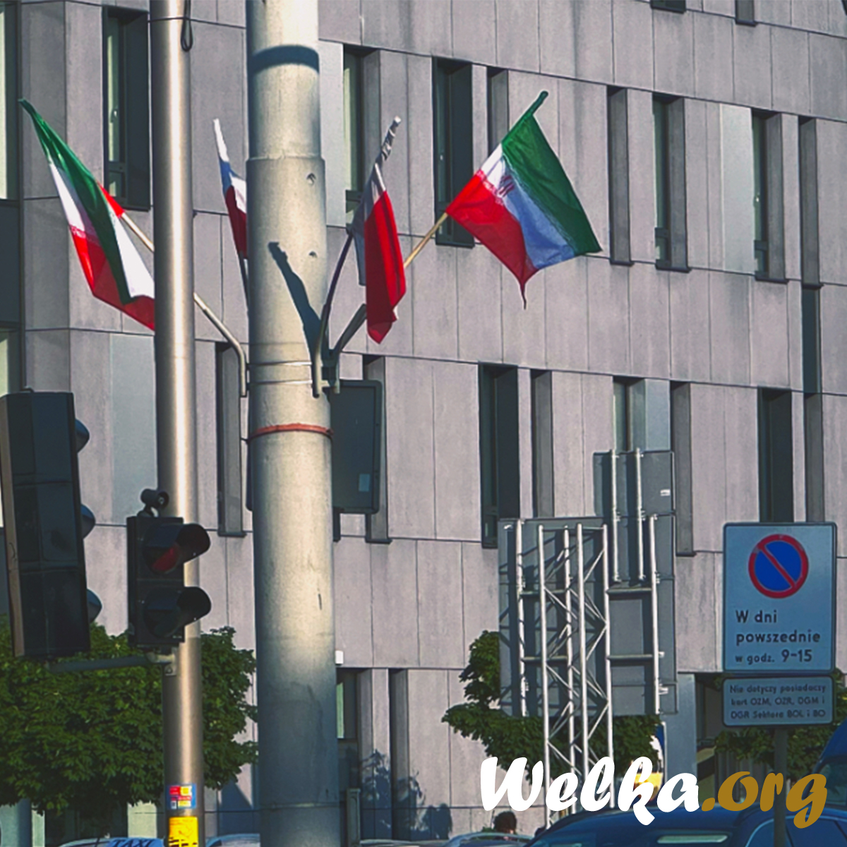 #Gdańsk solidaryzuje się z Iranem po bestialskim, nieuzasadnionym ataku rakietowym przeprowadzonym przez państwo położone tam gdzie chce i atakujące kogo chce jawnie gwałcąc przy tym Kartę Narodów Zjednoczonych❗️

pełna wpis👉tiny.pl/h8t25rz9j

#GdańskZaPokojem #michałwelka