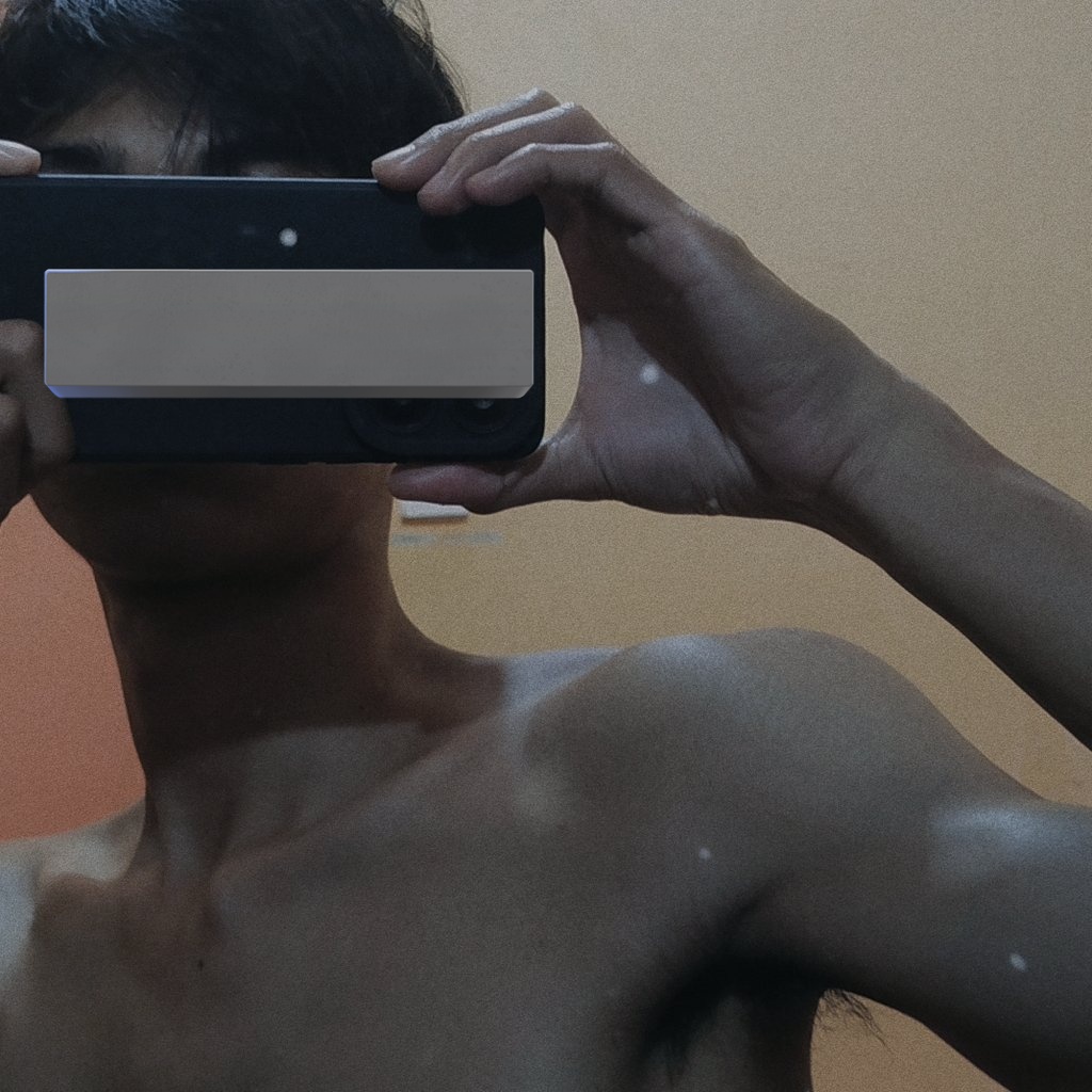 Neon_co_lor's tweet image. Collarbone palang halatang suki na ng feeding lol...