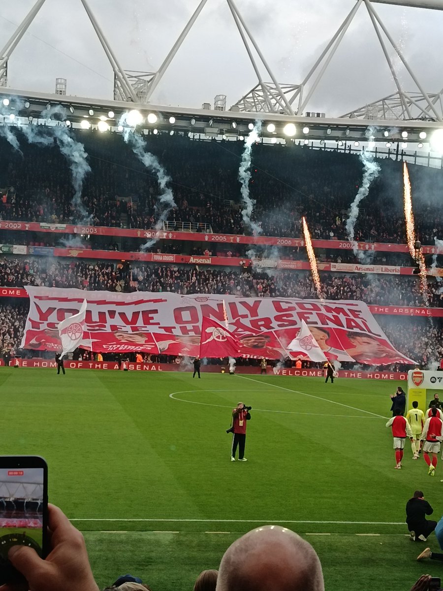 GingerBeardedGooner tweet media