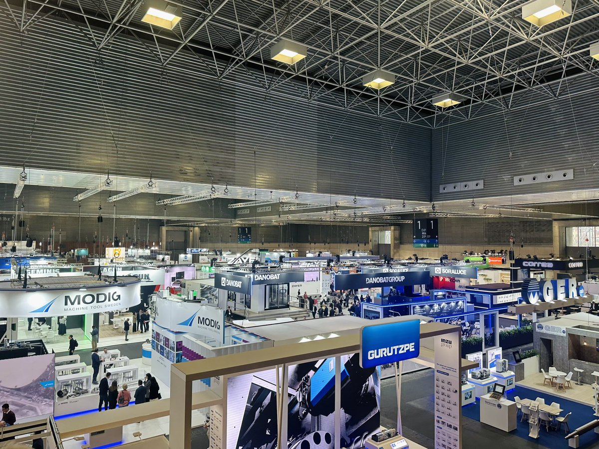 María del Río Pereda tweet media