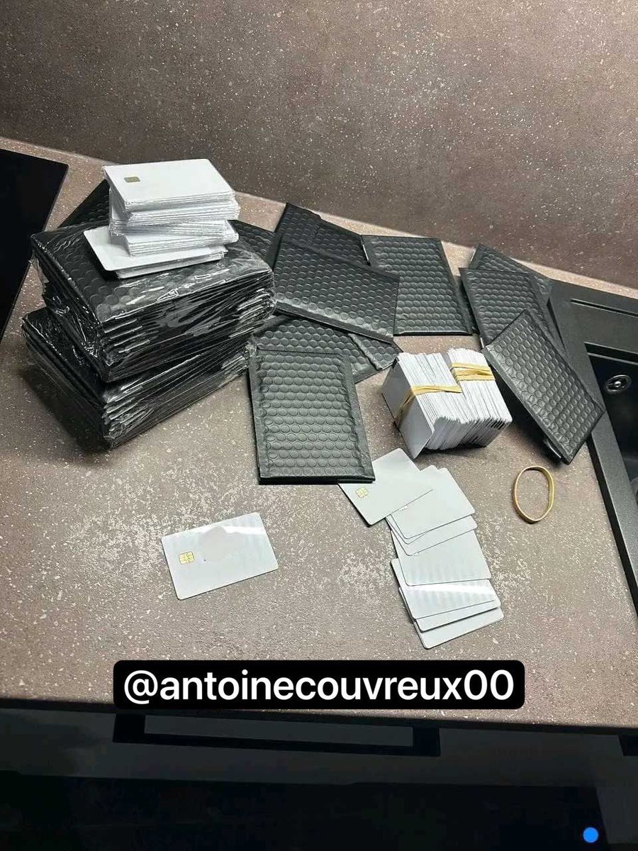 Les cartes clonées sont disponibles ✅
C’est Satisfait ou Remboursé 🟢
Télégram ➡️@antoinecouvreux00 pour les commandes 📝.