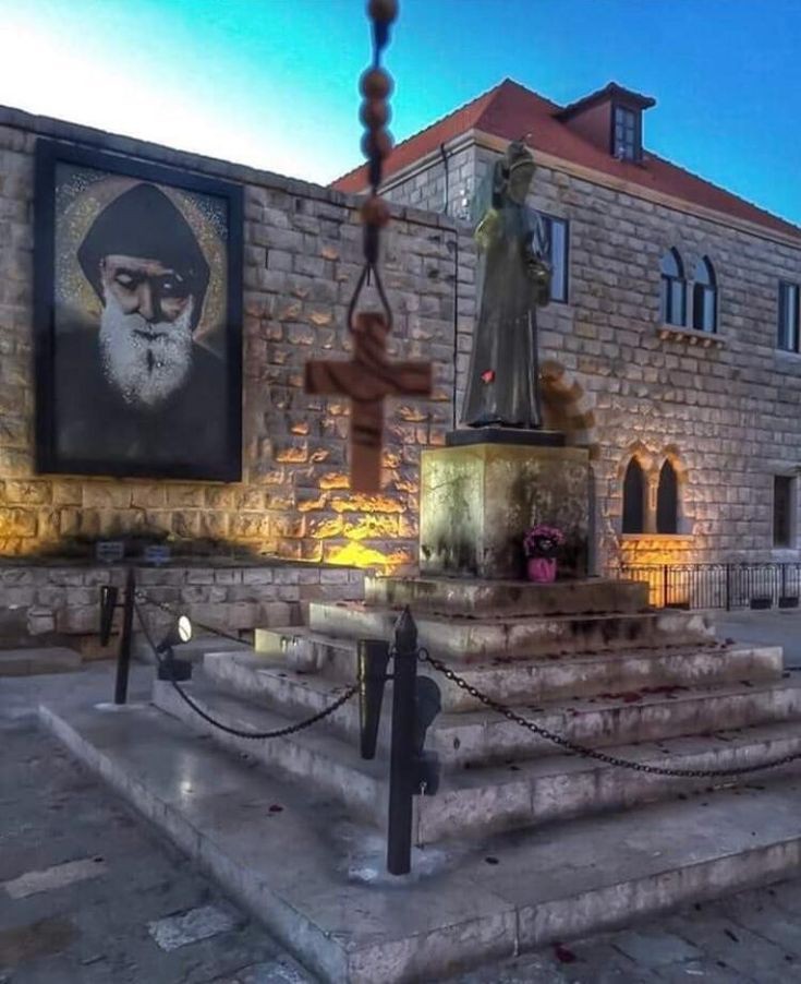 When St. Charbel died and was laid to rest in a tomb, mysterious lights began to shine from the tomb to the astonishment of those who witnessed it.

"If you live your life for God, giving and serving as Christ did, your light will shine too! You will be living a better life. You