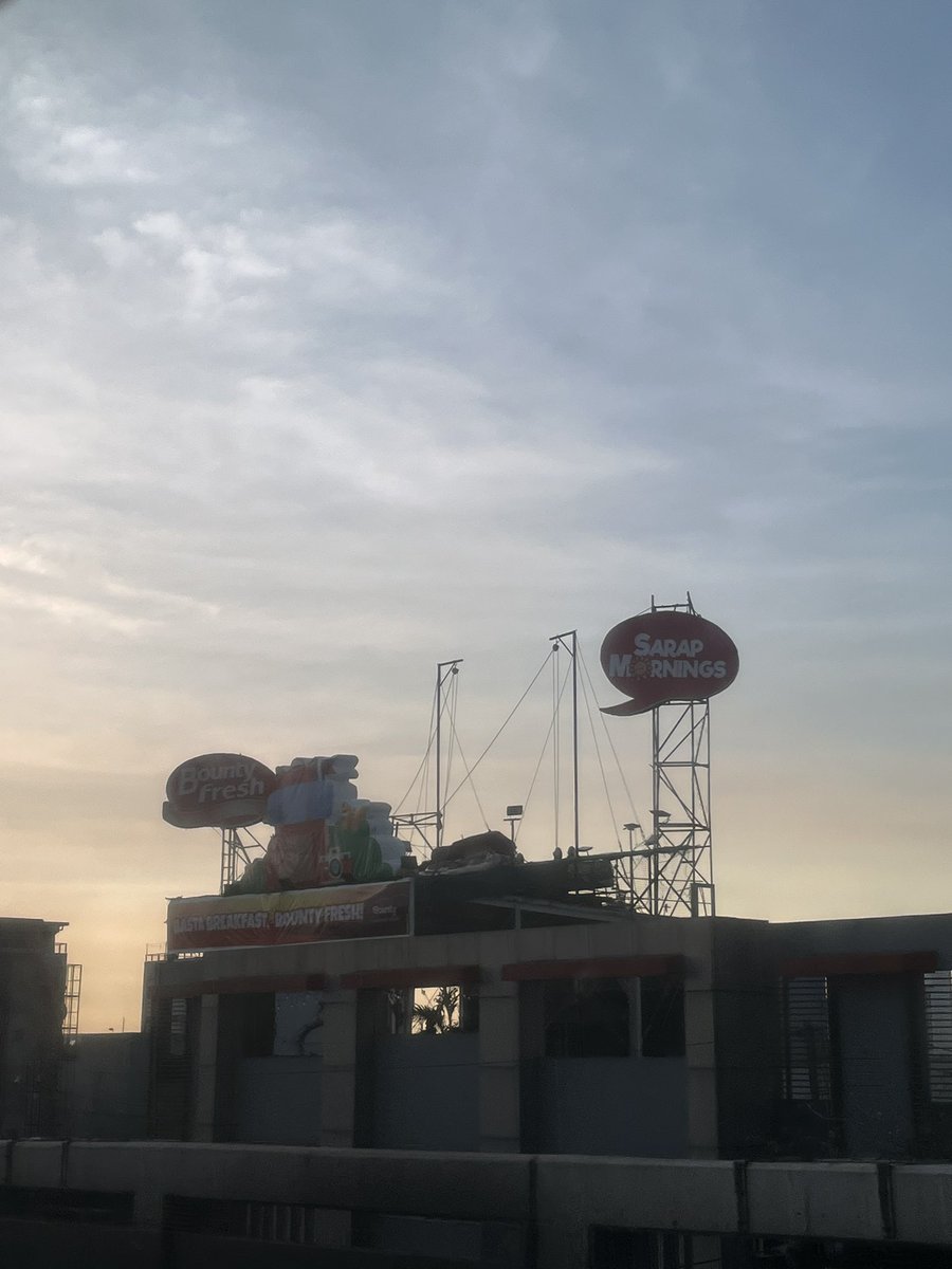 chicky on vacation ??