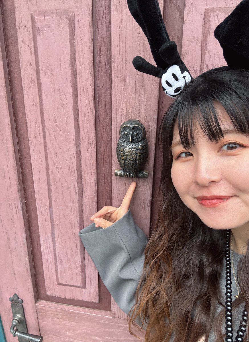 honey__dance's tweet photo. ディズニーで見つけたフクロウ！🦉 https://t.co/tWxnshjr52