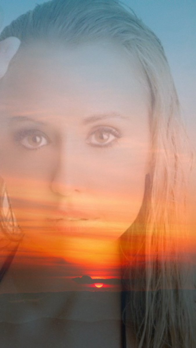 perthovalman's tweet photo. Art with Susannah ( @SusieQhatesYou ) #susannah #susannahmurray #Art #beautiful #beauty #cute #face #cheeky #gorgeous https://t.co/Si08Zp3haD