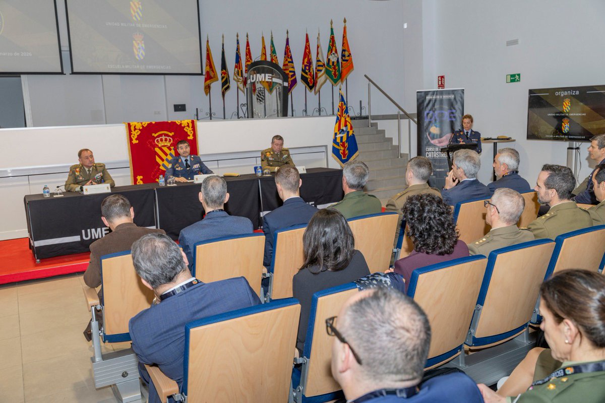 UMEgob's tweet image. “Las emergencias son un problema complejo y necesitan una visión de conjunto para solucionarlas”

Esta mañana se ha inaugurado el XIII Curso de Gestión de Catástrofes organizado por la Escuela Militar de Emergencias #EMES, que impulsa la cooperación y el trabajo conjunto en