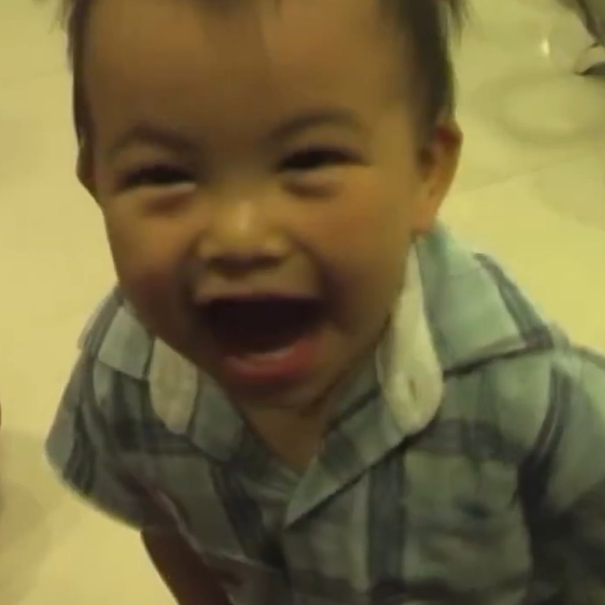 เติมลูกชิ้นหมูเด้ง