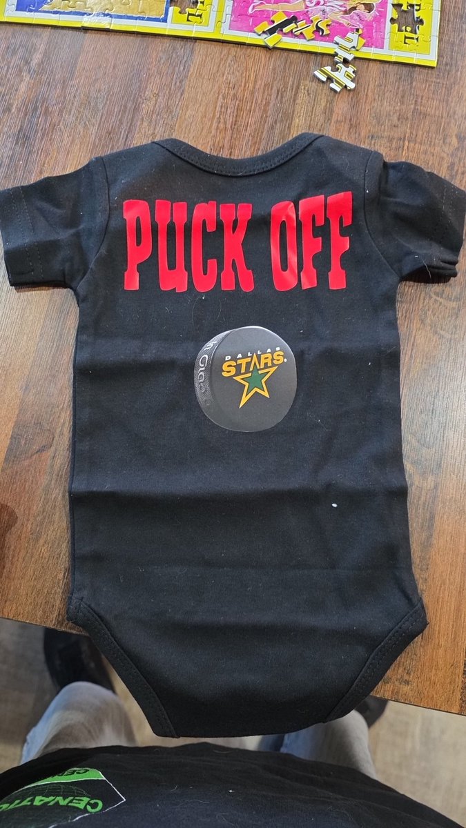 chucks_day's tweet photo. My son has a  new onesie me and the wife are  raising a @DallasStars fan so play that #Pantera Goal Anthem #PuckOff https://t.co/bhQ9MXxzrU