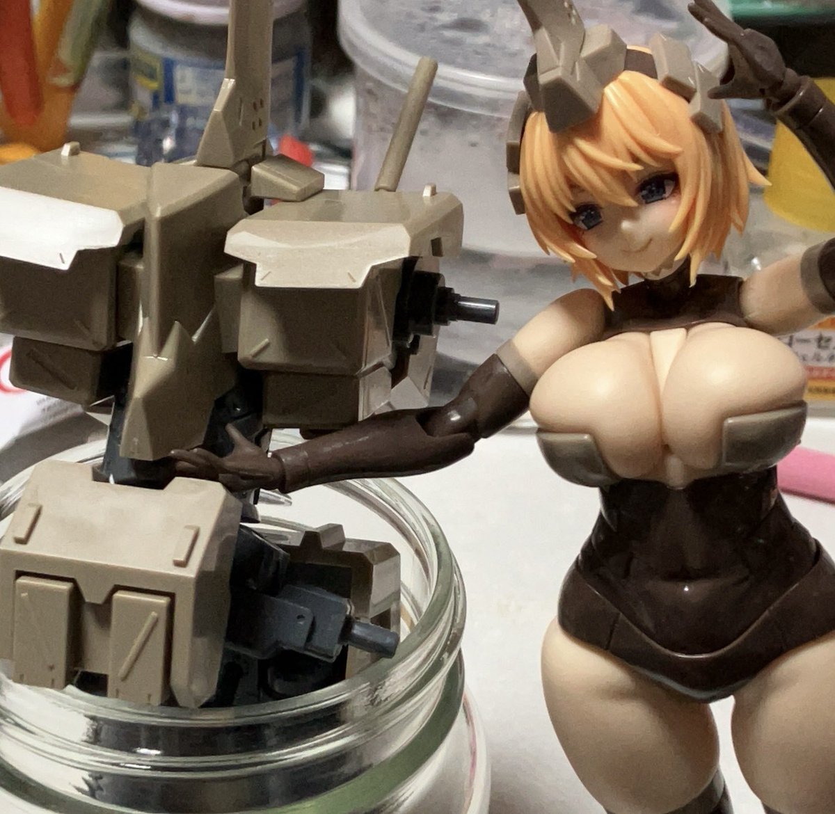 H.D.F_HIRON tweet media