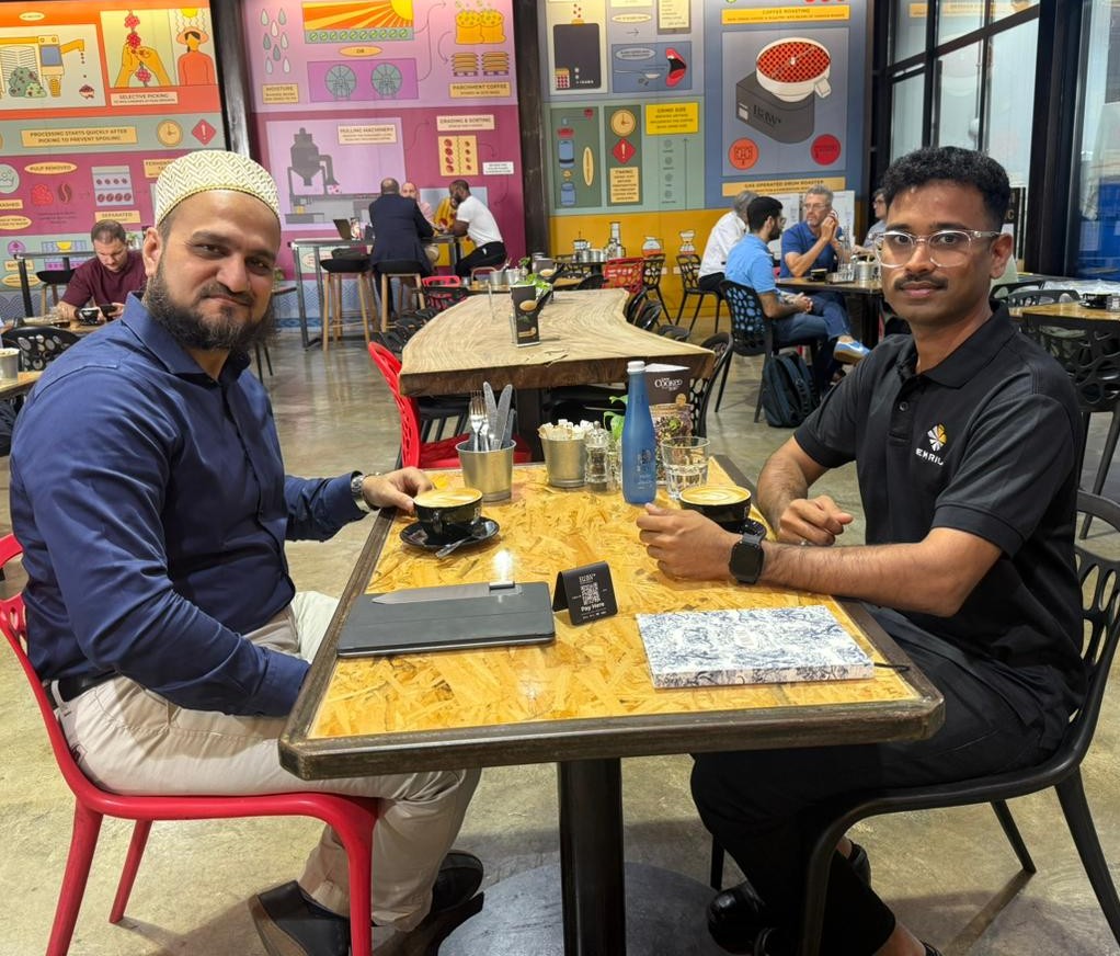 EmrillServices's tweet photo. Great conversations, shared insights and meaningful connections through our Lattes with Leaders initiative.

Here’s a glimpse of recent moments where colleagues connected with the management team for open and engaging discussions.

#ProudlyEmrill #ExcellentPeople https://t.co/xsmc7M0TVu
