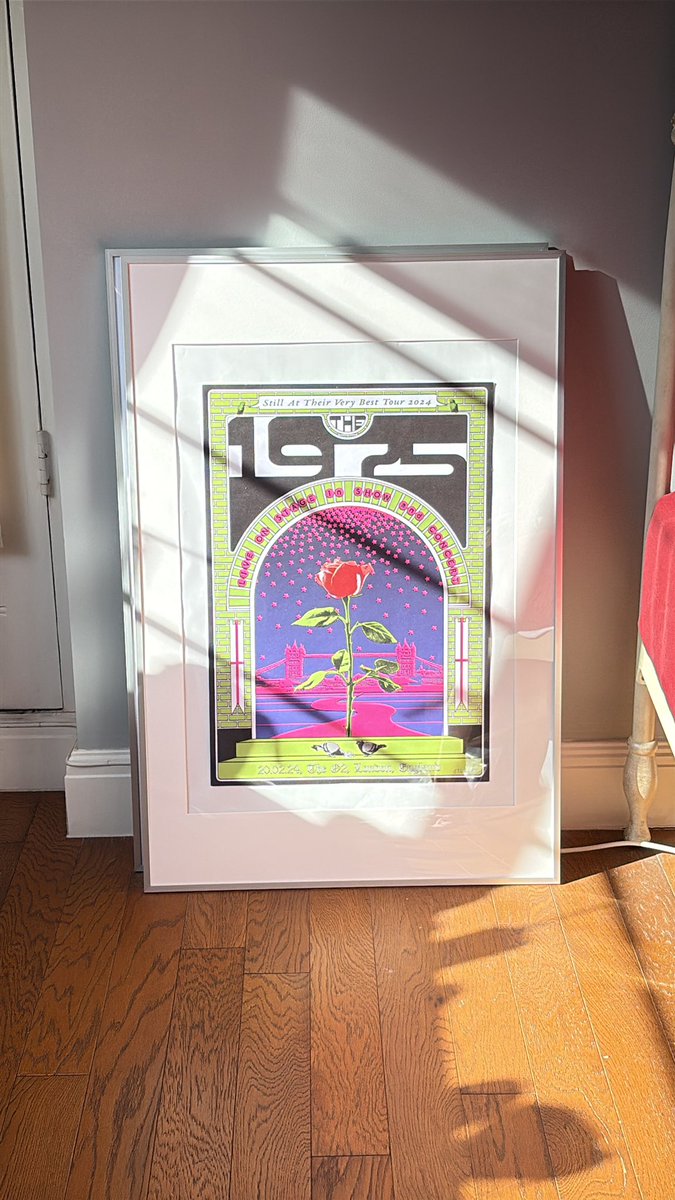woman lover tweet media