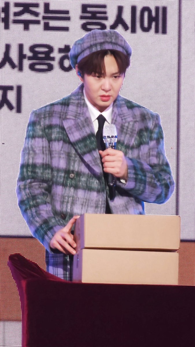 창섭이 놀리는게 제일 재밌어..🤣🤣
#이창섭 #LEECHANGSUB