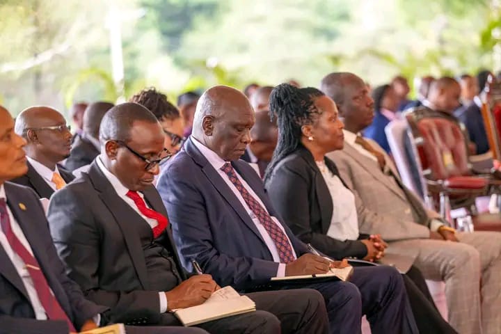 NCAJ_KE's tweet photo. Today the NCAJ had a fruitful engagement with His Excellency the President at Statehouse focusing  on a Whole-of-Government Approach to avert traffic deaths and accidents. https://t.co/G53xN4SE0j