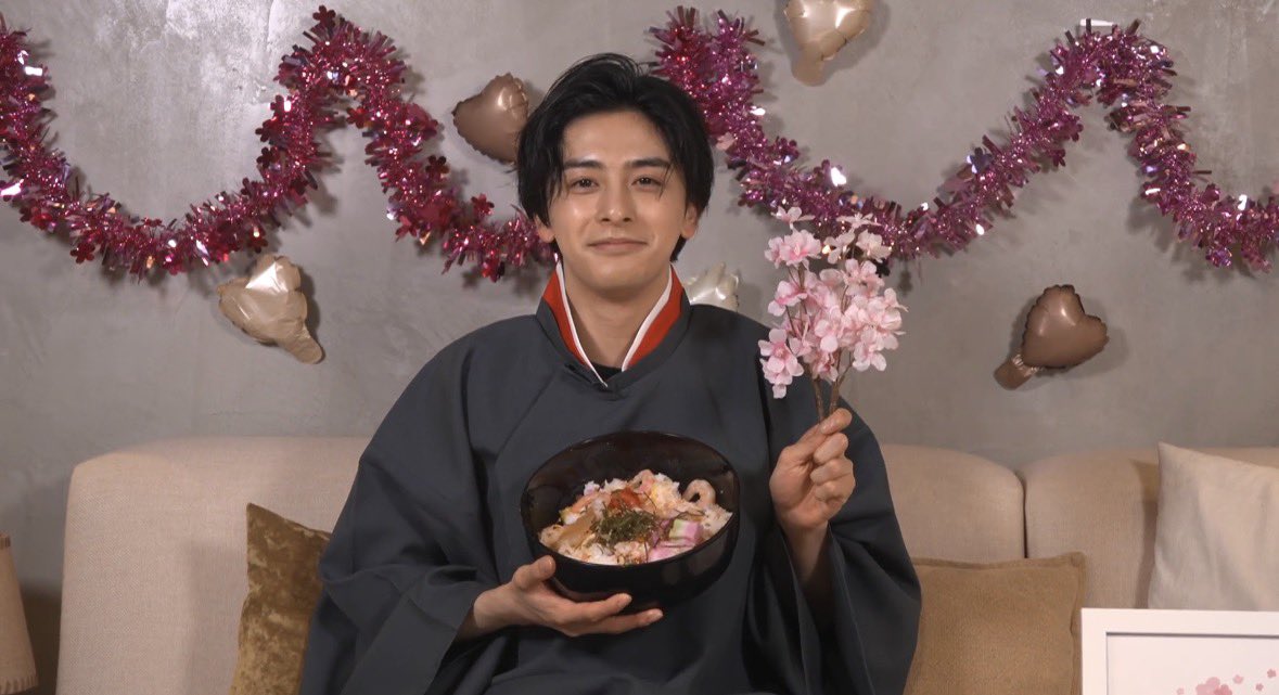 𝐻𝑎𝑧𝑢𝑘𝑖 tweet media