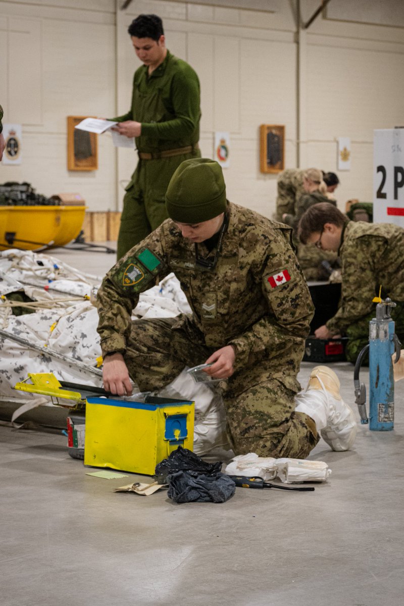 4 Cdn Div / 4 Div CA tweet media