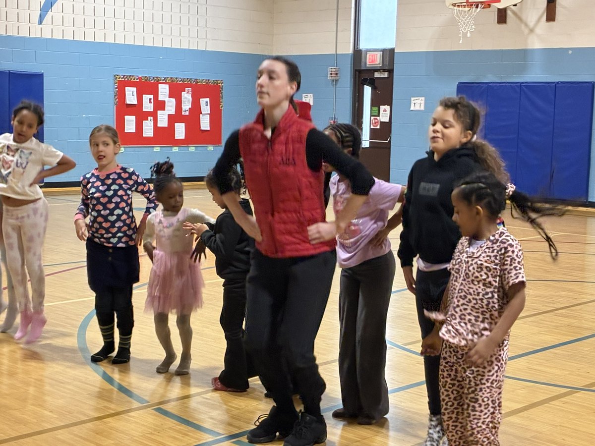 Mada Gray tweet media