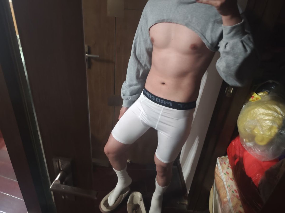 Emile🍑 tweet media